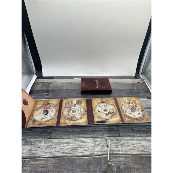 Lord of the Rings The Two Towers Special Extended 4 Disc DVD Edition. Used {122} - Picture 4 of 13